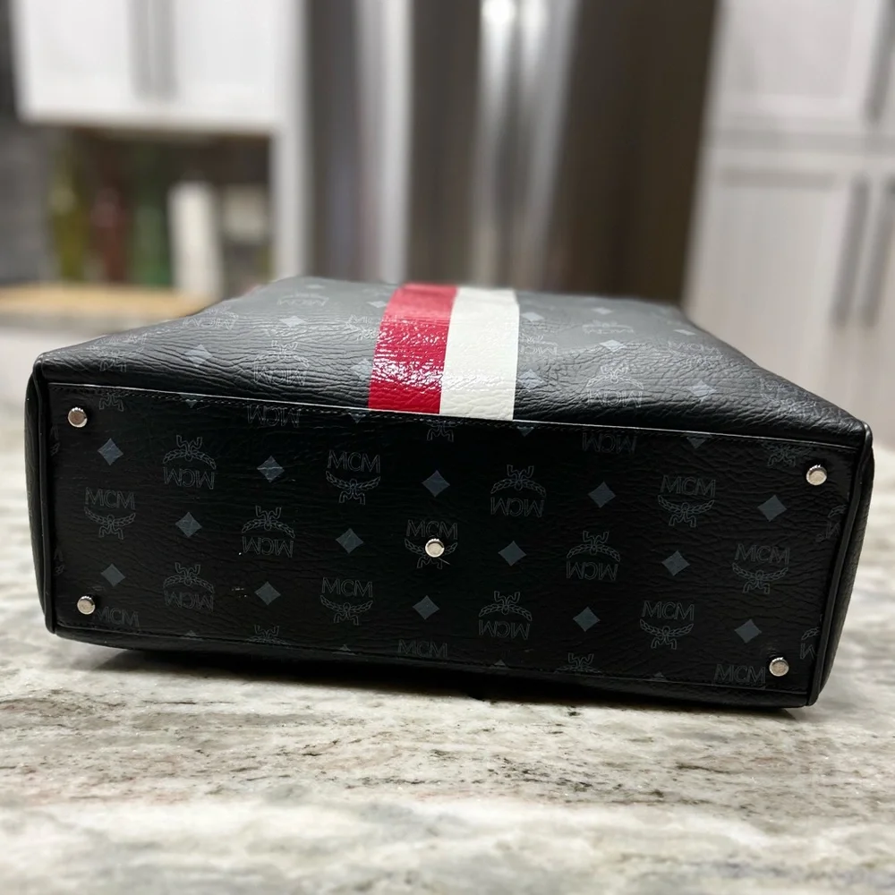 MCM Authentic Large Visetos Monogram Leather Lion Princess Tote Bag - Picture 4 of 9